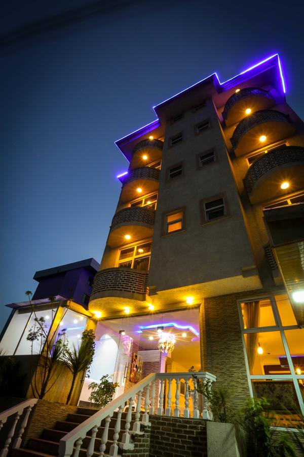 White House Addis Hotel Exteriér fotografie